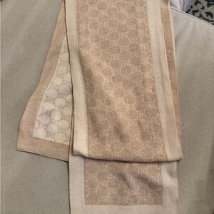 Gucci Beige Monogram Scarf